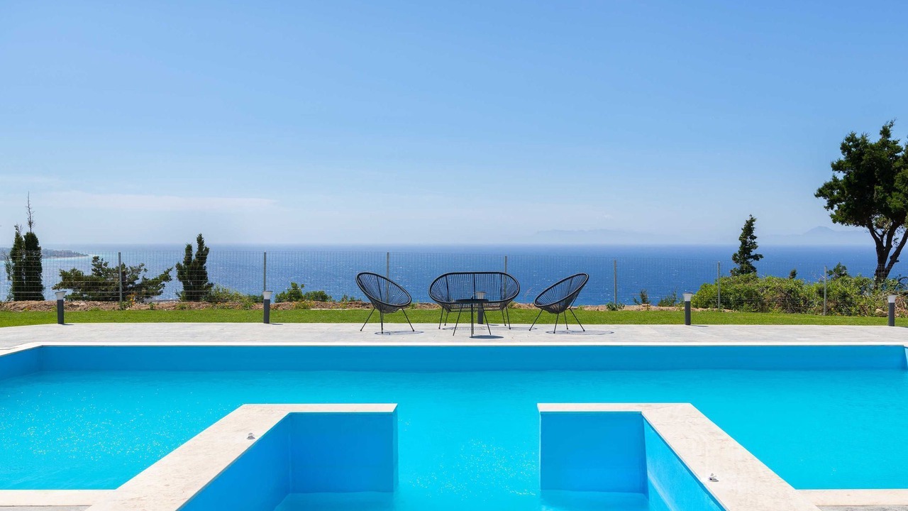 Photo of Outdoor in Ixia
