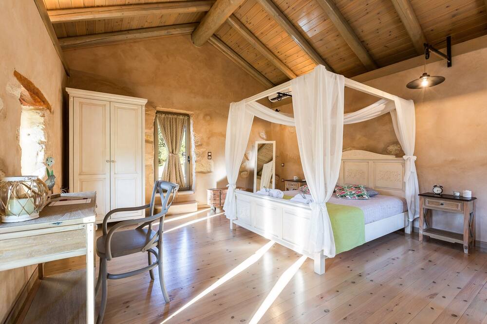 Photo of Bedroom in Yerolakkos