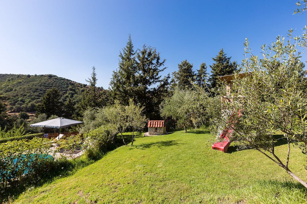 Photo of Outdoor in Yerolakkos
