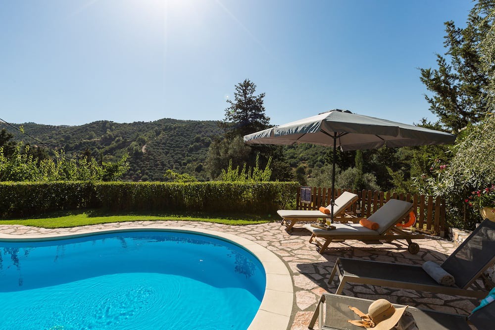 Photo of Outdoor in Yerolakkos
