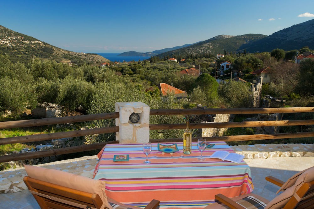 Photo of Patio Balcony in Logarata