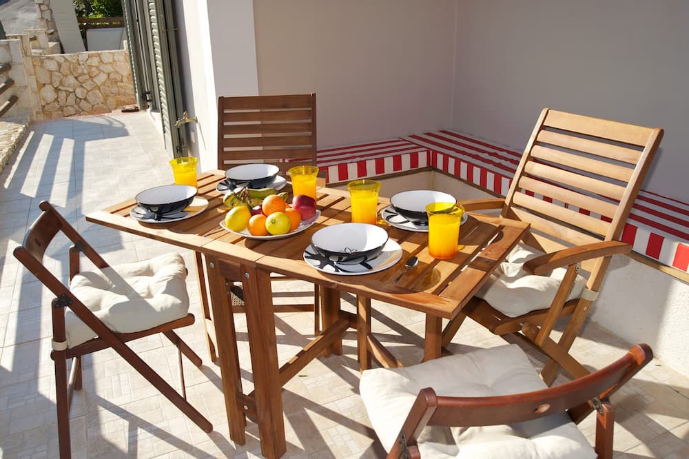 Photo of Patio Balcony in Logarata