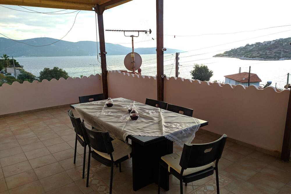 Photo of Patio Balcony in Salamis