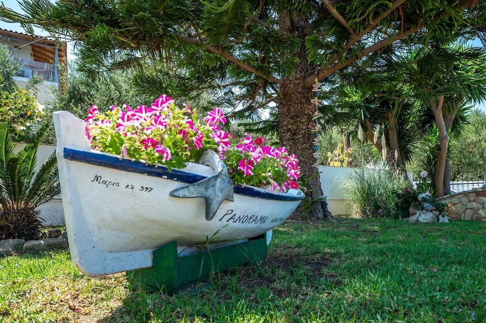 Photo of Outdoor in Amoudi