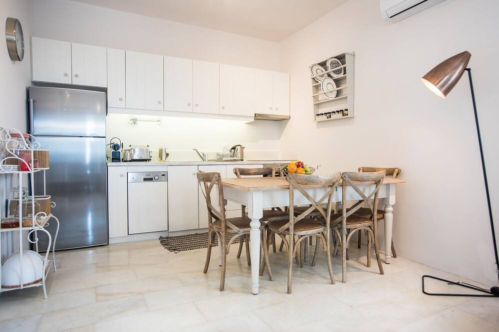 Photo of Kitchen in Ampelas