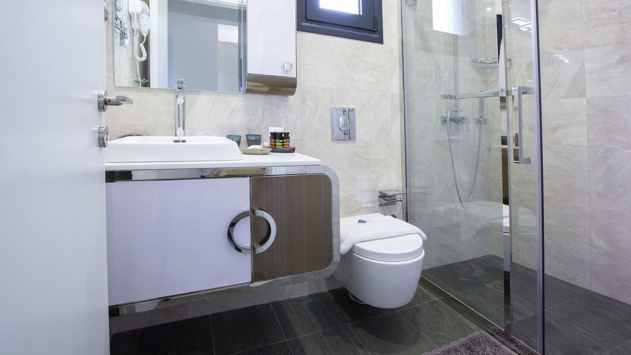 Photo of Bathroom in Evgiros