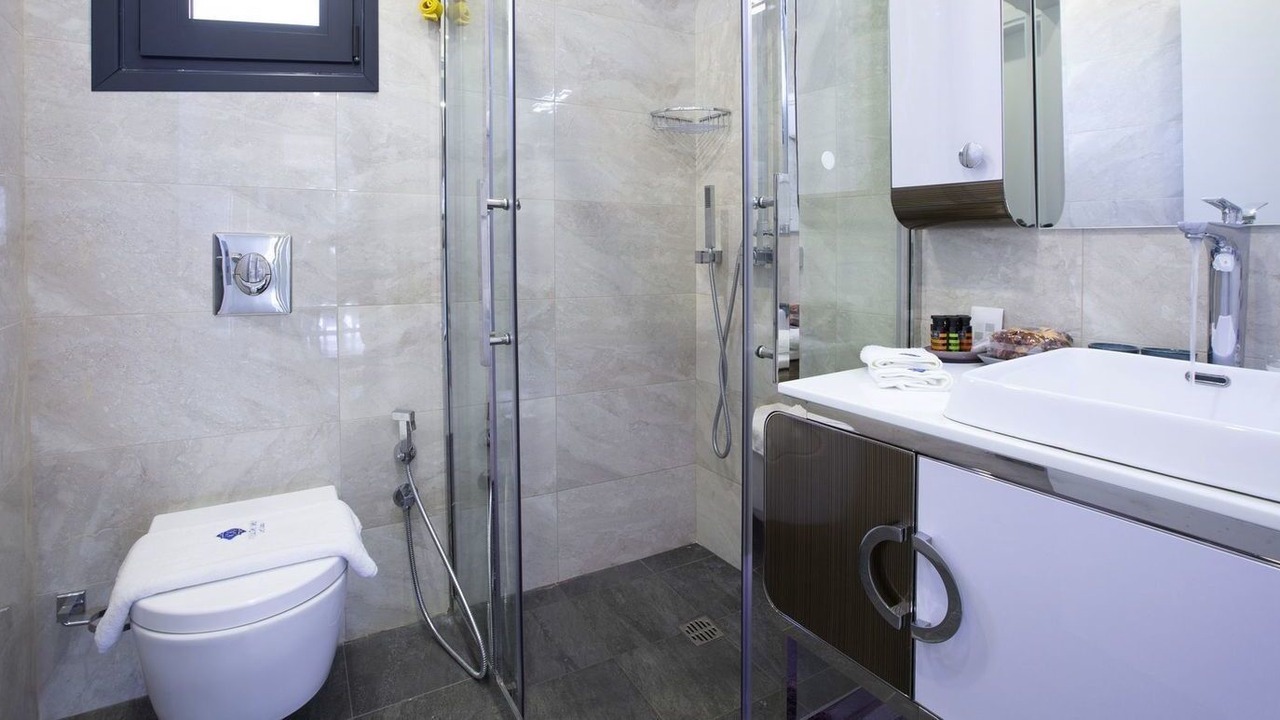 Photo of Bathroom in Evgiros