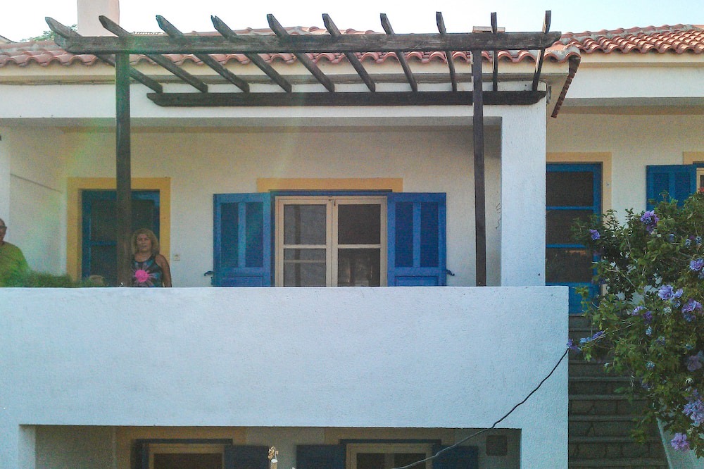 Photo of Others in Tavari