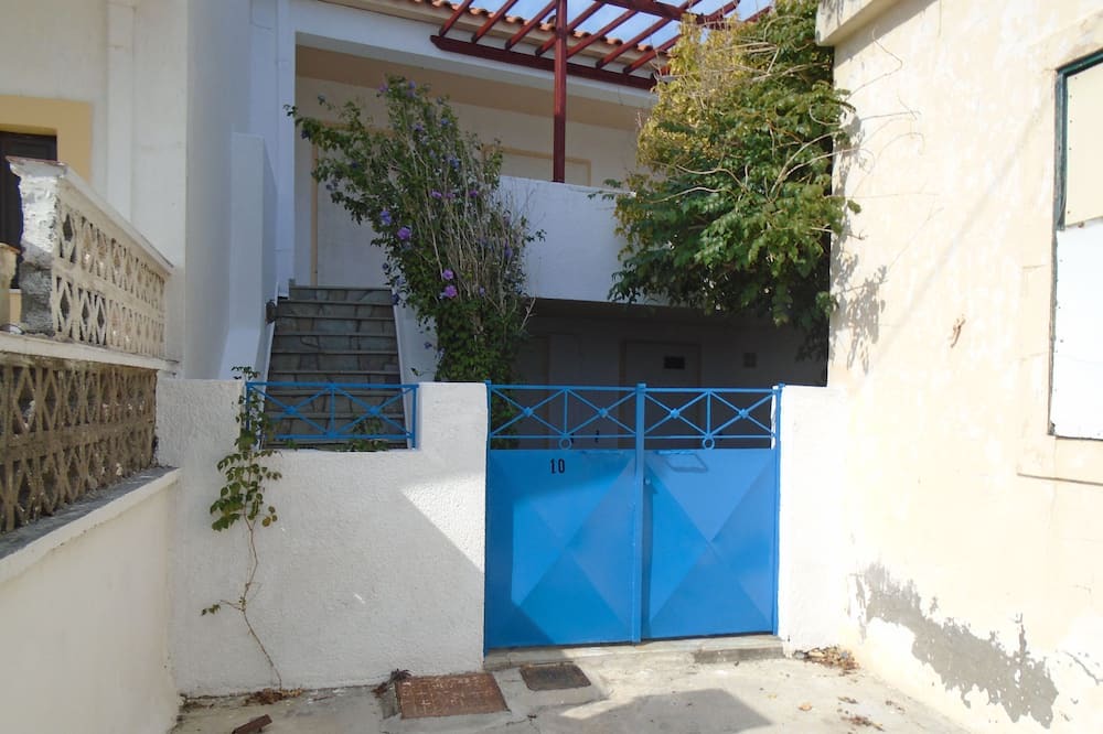 Photo of Outdoor in Tavari