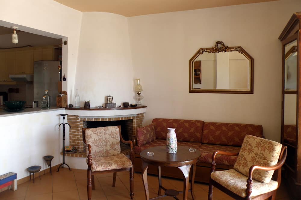 Photo of Livingroom in Tavari