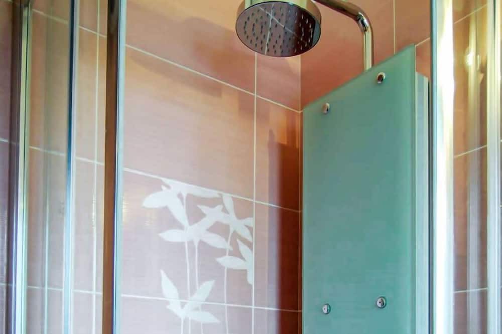 Photo of Bathroom in Kerveli