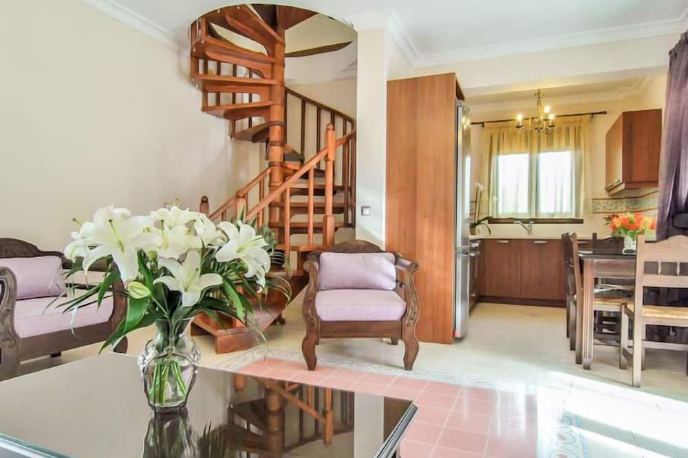 Photo of Livingroom in Kerveli