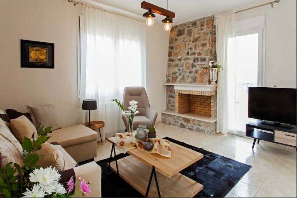 Photo of Livingroom in Skotino