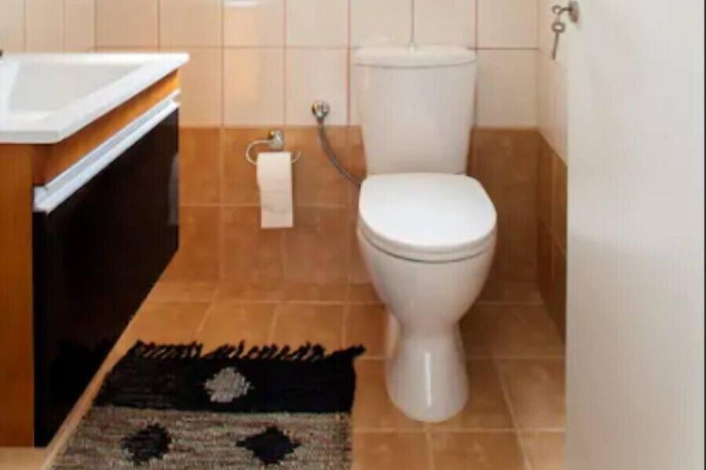 Photo of Bathroom in Skotino