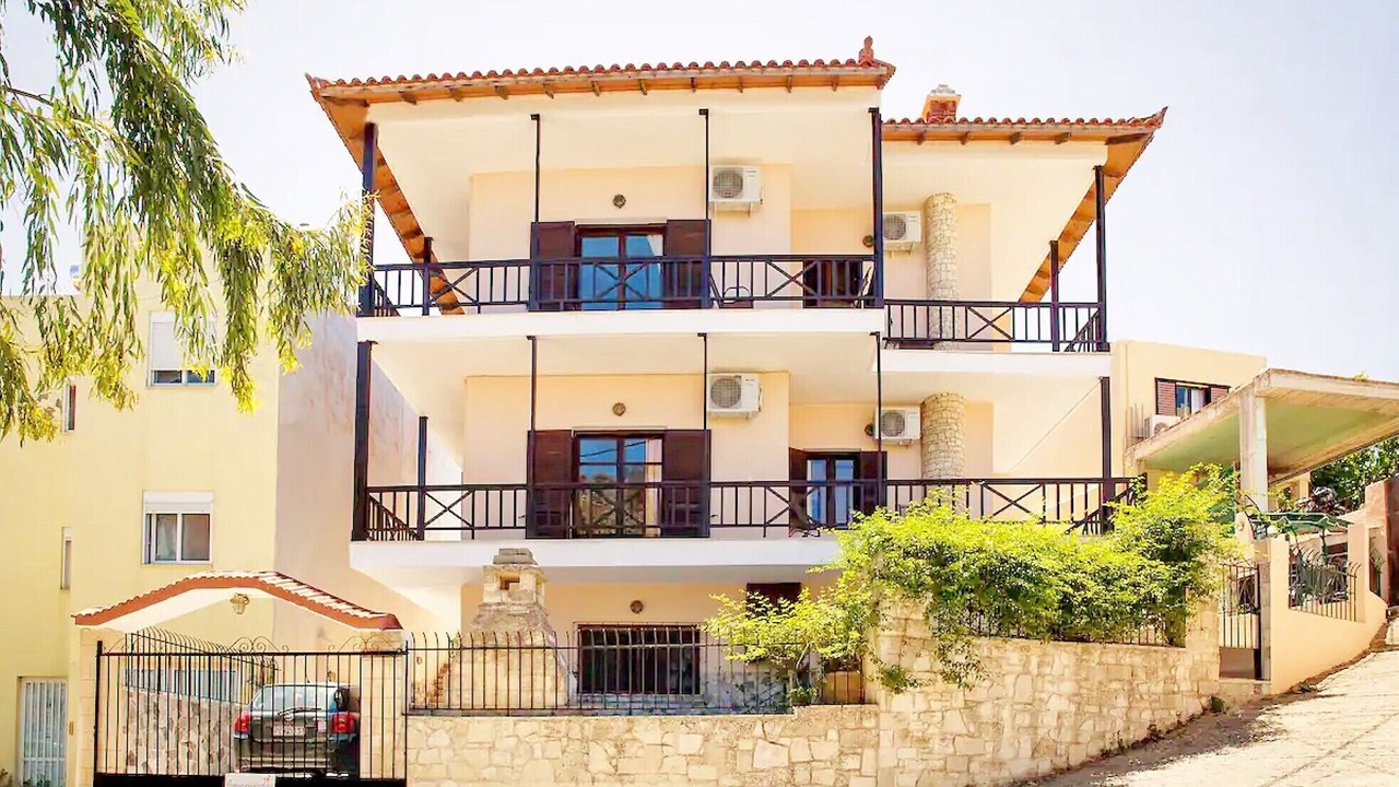 Photo of Outdoor in Roussospiti