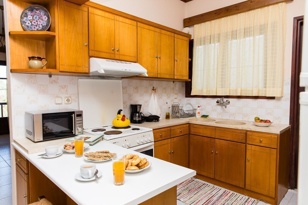 Photo of Kitchen in Roussospiti