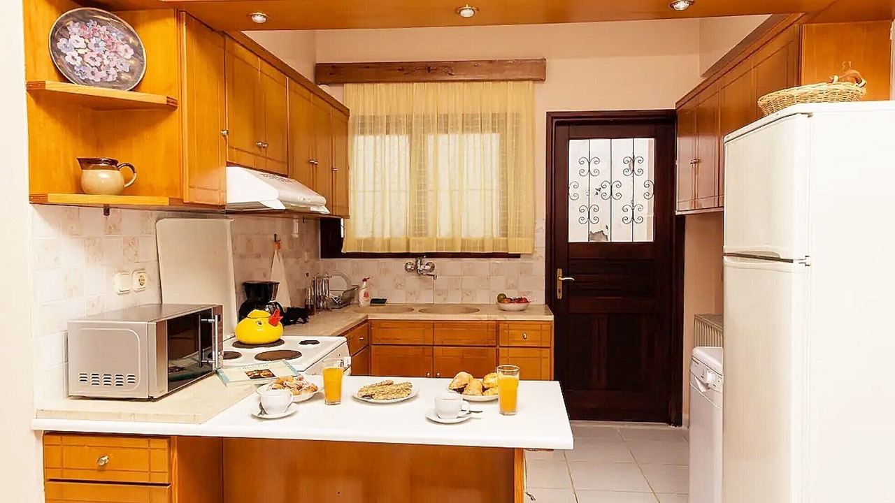 Photo of Kitchen in Roussospiti