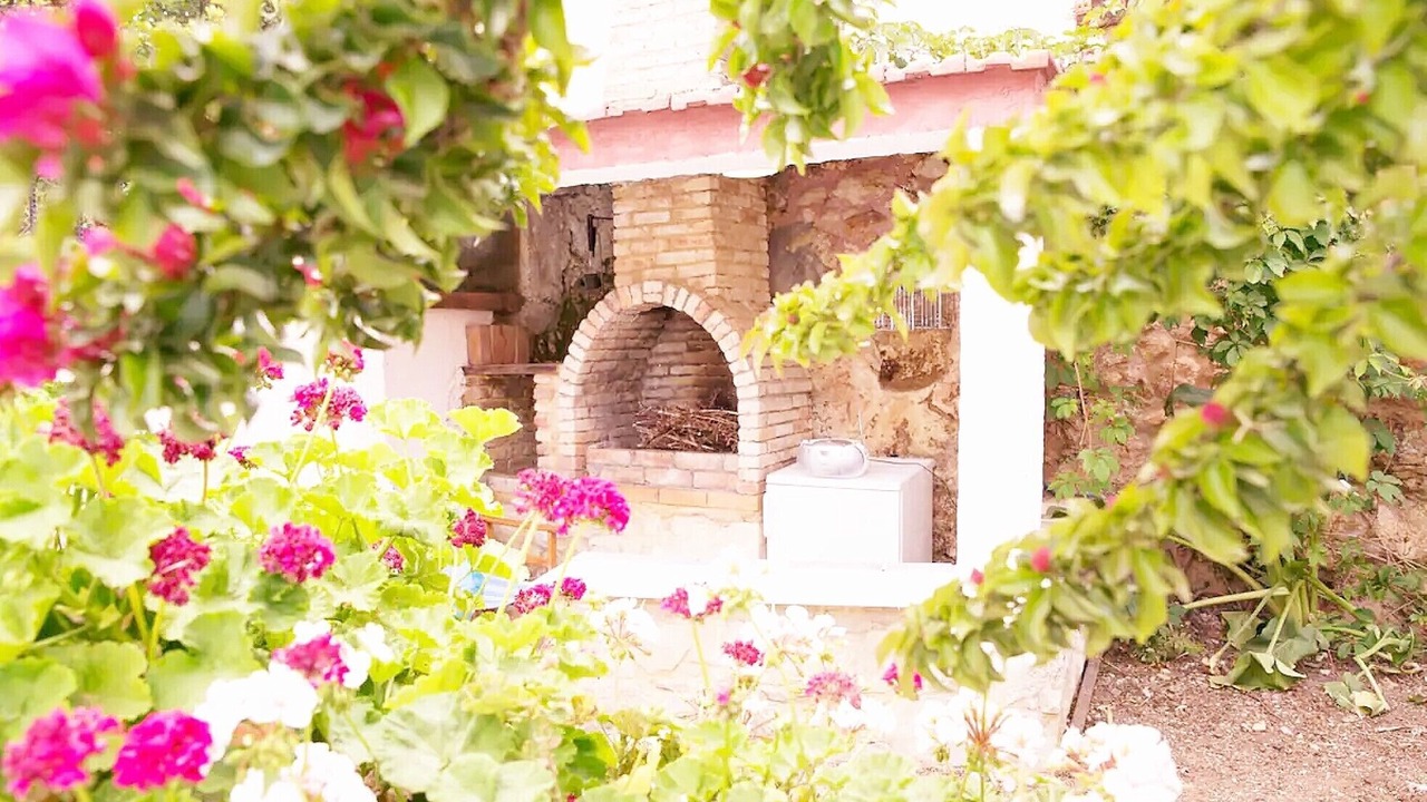 Photo of Outdoor in Roussospiti