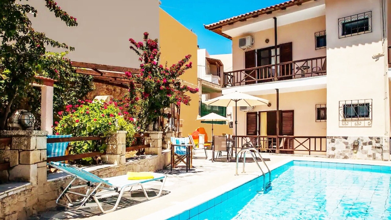 Photo of Outdoor in Roussospiti