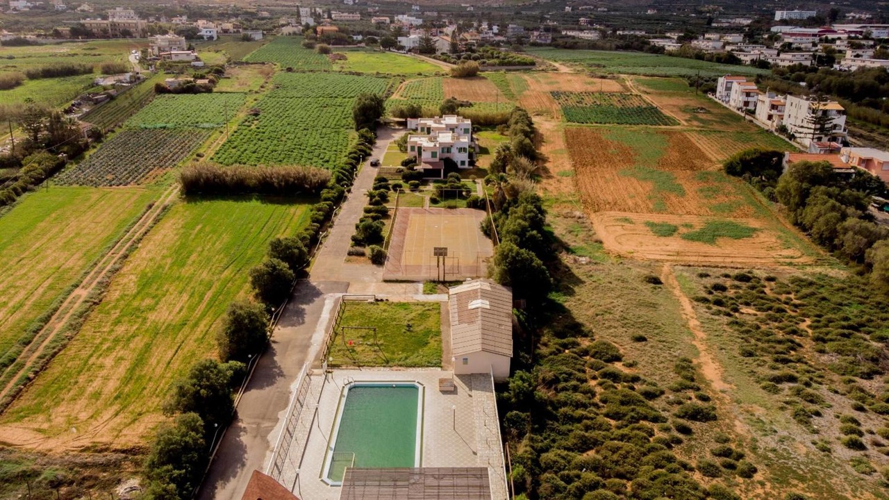Photo of Outdoor in Gouvai