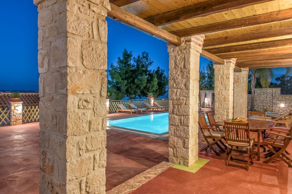 Photo of Outdoor in Xirokastello