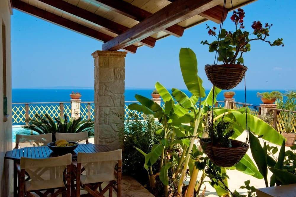 Photo of Patio Balcony in Xirokastello