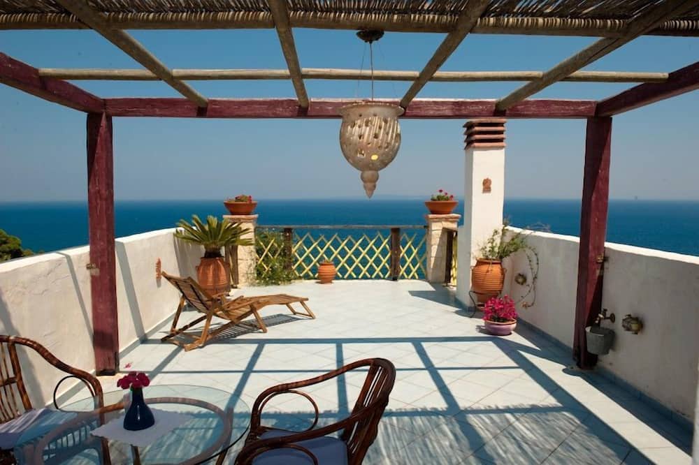 Photo of Patio Balcony in Xirokastello