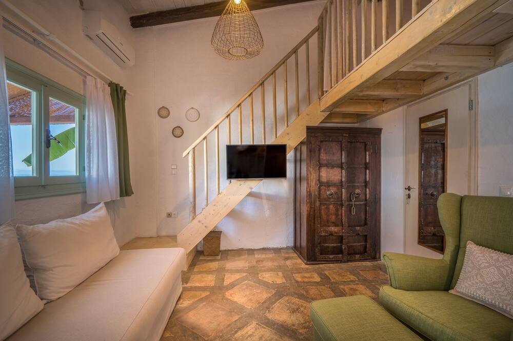 Photo of Livingroom in Xirokastello