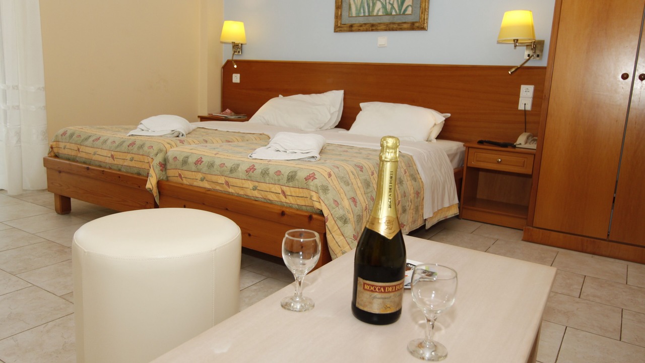 Photo of Bedroom in Agios Stefanos Avliotes