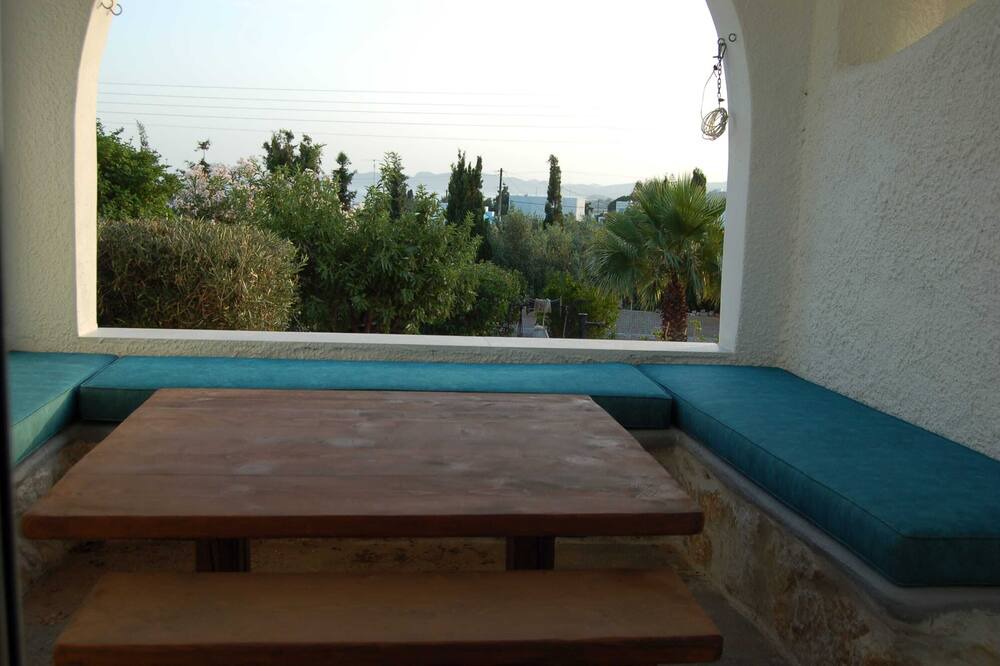 Photo of Patio Balcony in Aliki