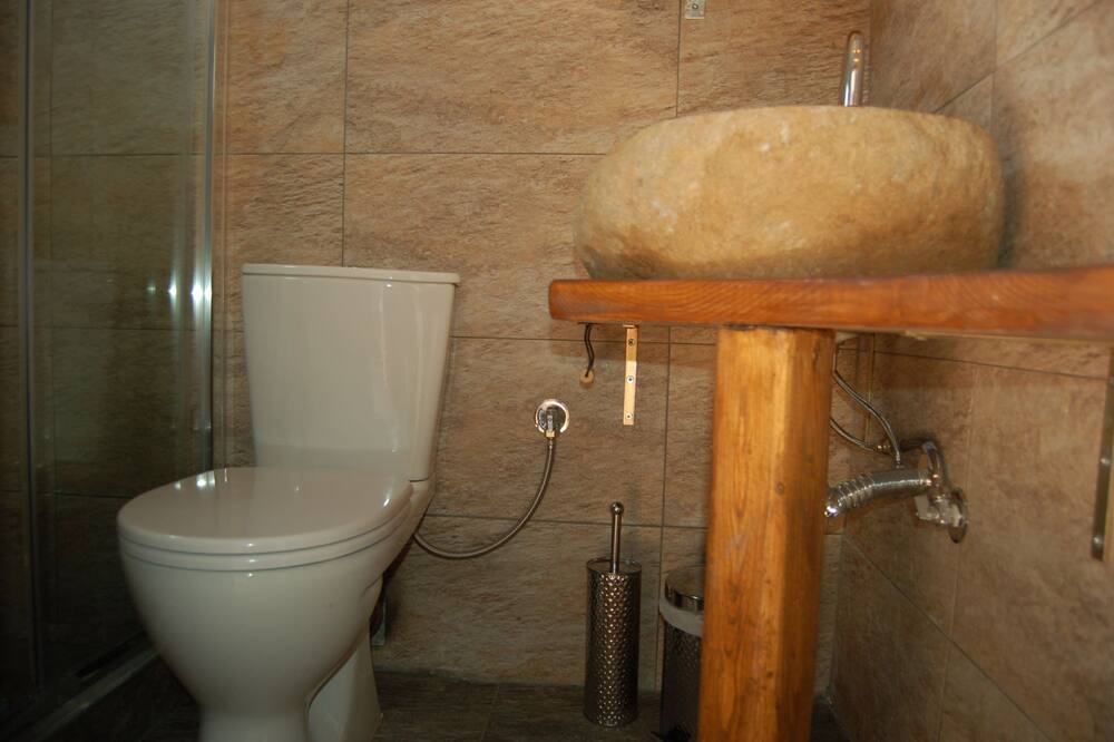 Photo of Bathroom in Aliki