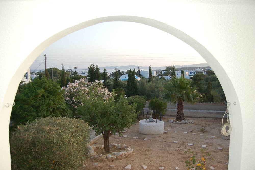 Photo of Outdoor in Aliki