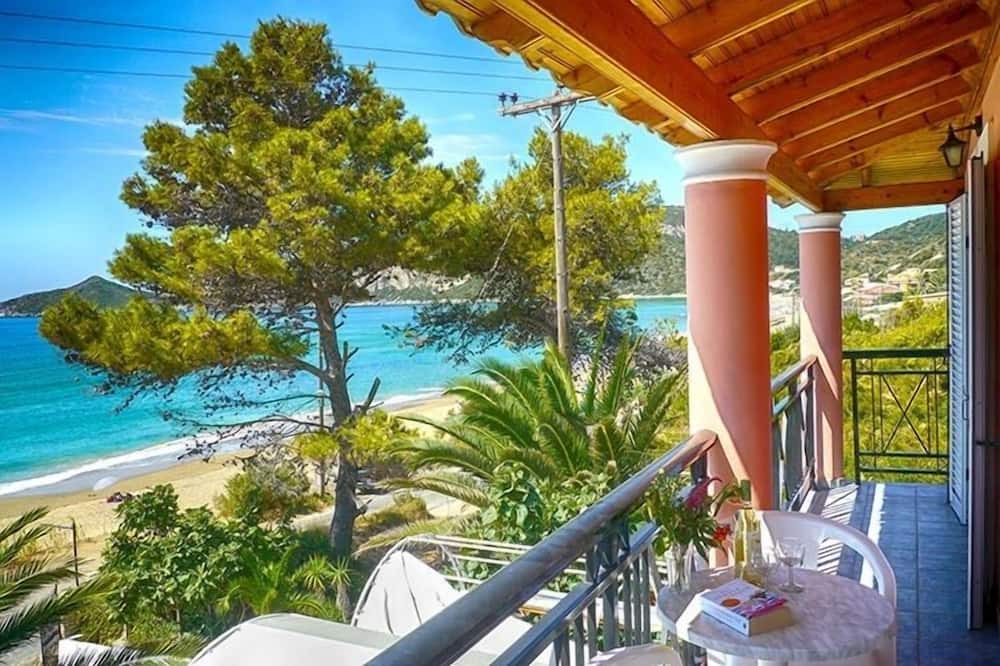 Photo of Patio Balcony in Agios Georgios Pagon