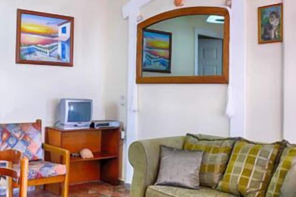 Photo of Livingroom in Agios Georgios Pagon