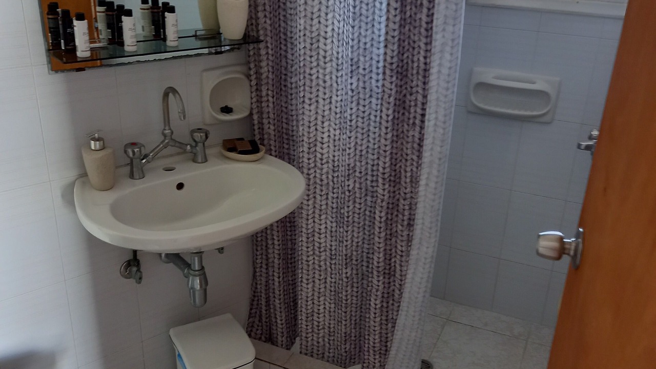Photo of Bathroom in Aliki