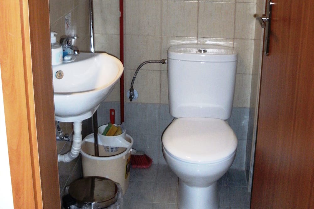 Photo of Bathroom in Houdetsi