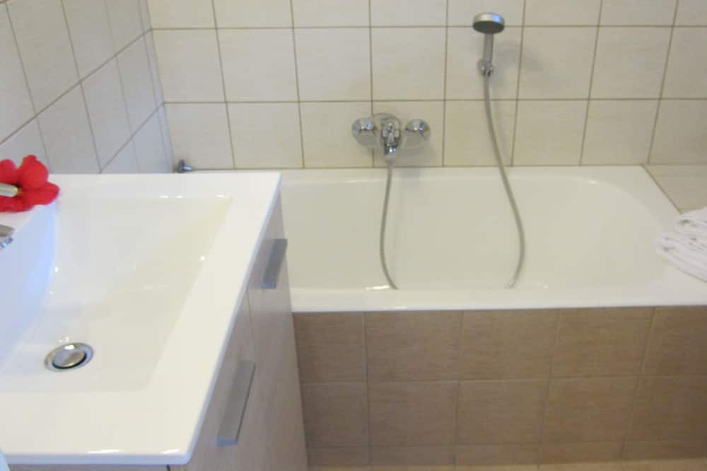Photo of Bathroom in Xirokastello