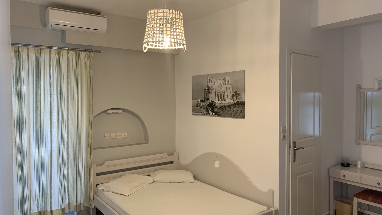 Photo of Bedroom in Ios