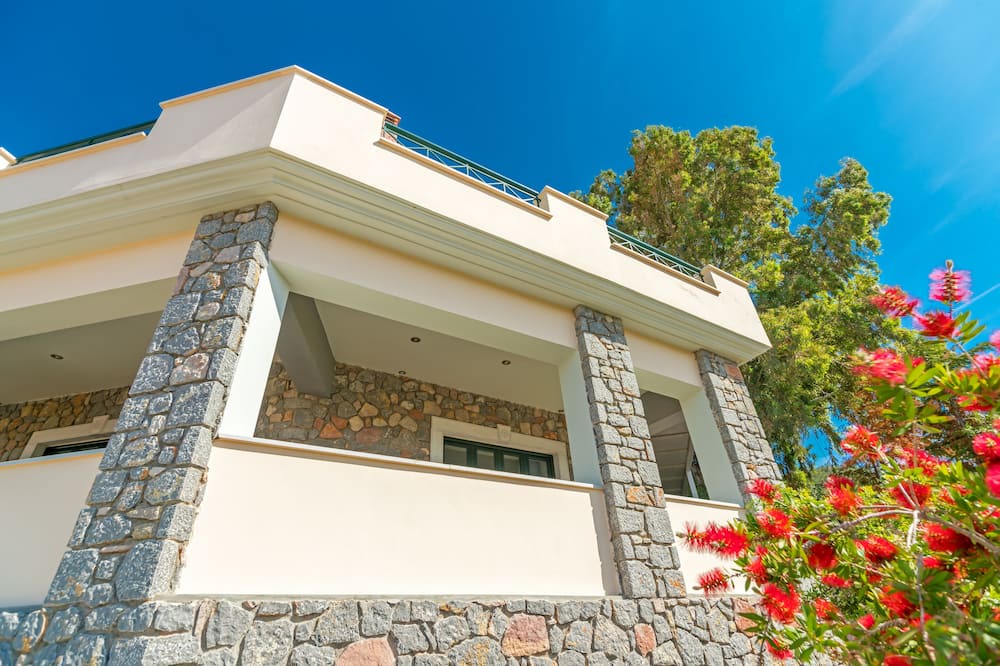 Photo of Outdoor in Kardamyla