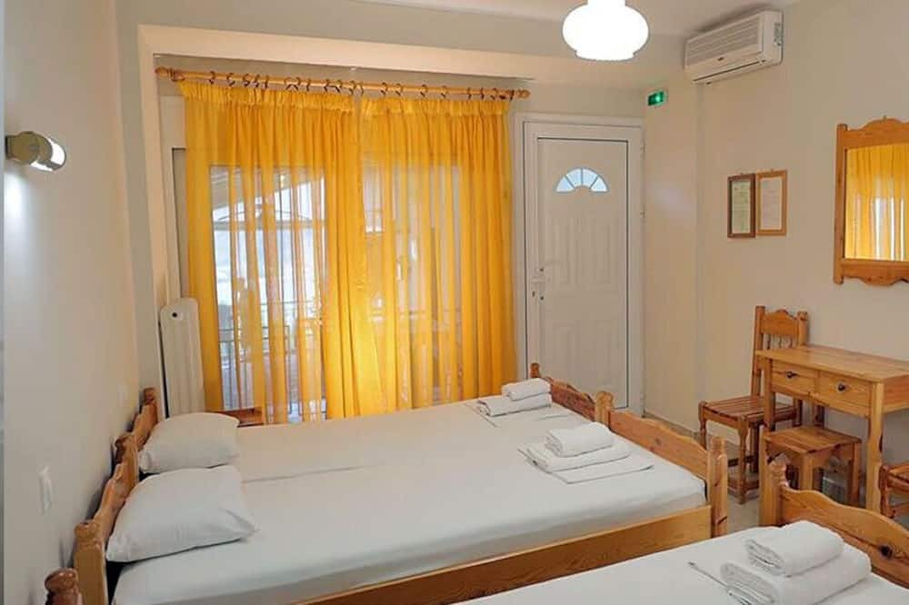 Photo of Bedroom in Plataria