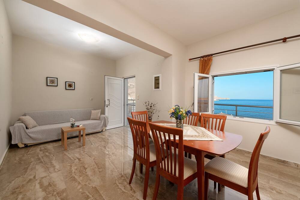 Photo of Livingroom in Faistos