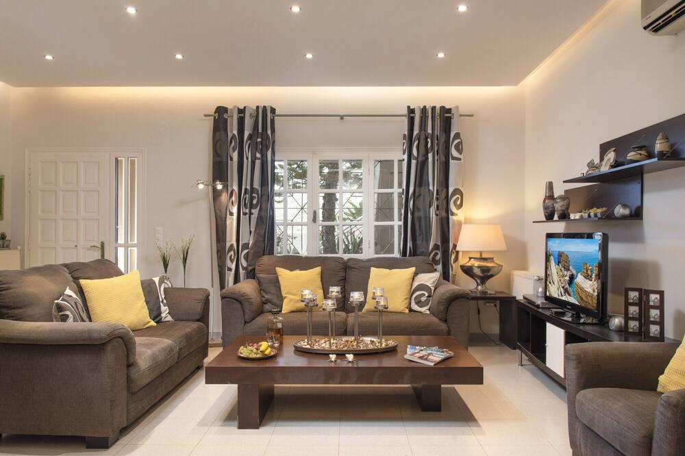 Photo of Livingroom in Flamouriana