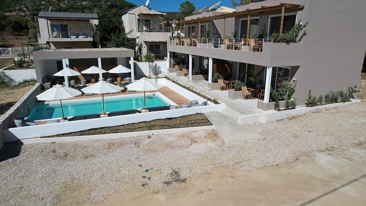Photo of Outdoor in Pogonia