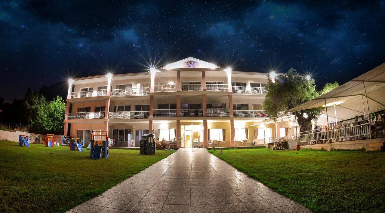 Photo of Buildings in Nea Skioni