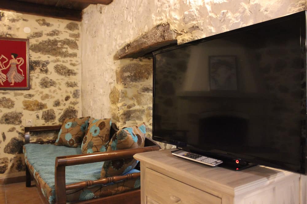 Photo of Livingroom in Zaros