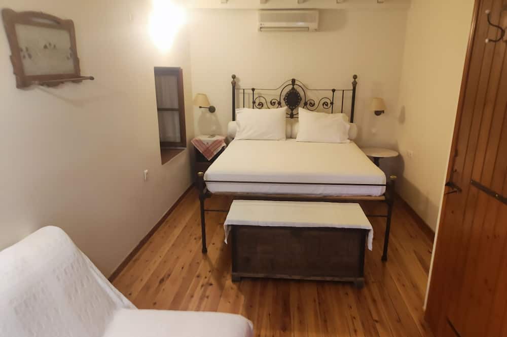 Photo of Bedroom in Mytilene