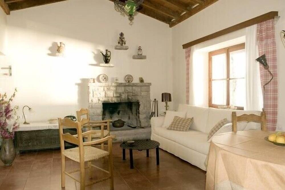 Photo of Livingroom in Mytilene