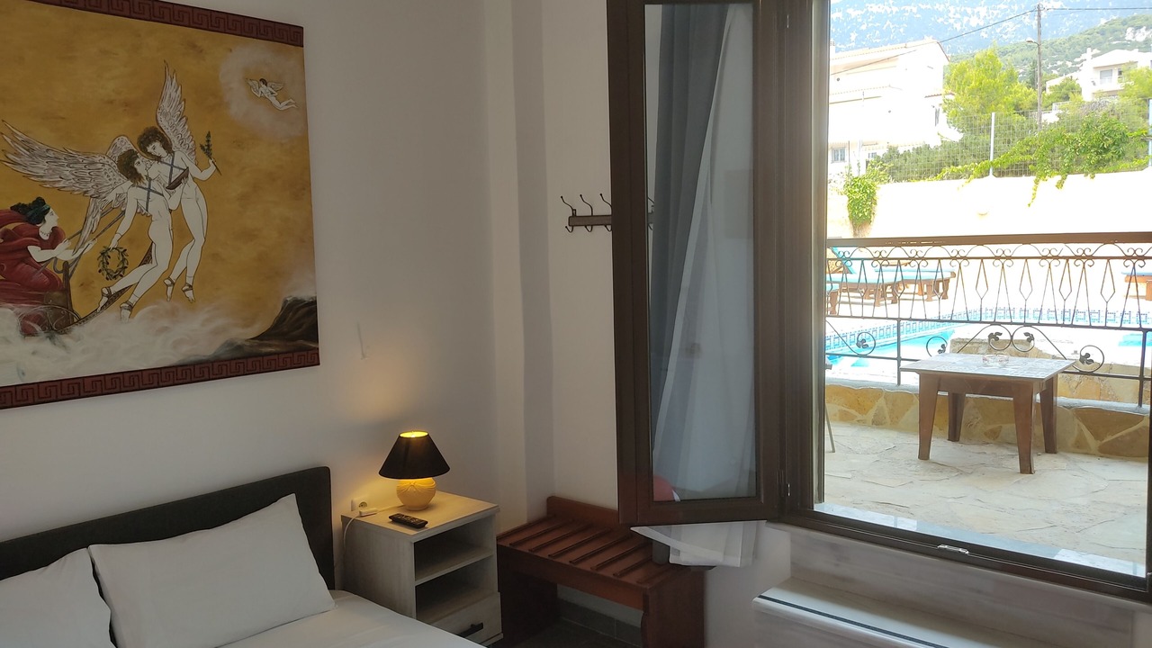 Photo of Bedroom in Almiros
