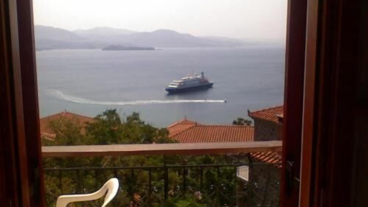 Photo of Patio Balcony in Mithimna