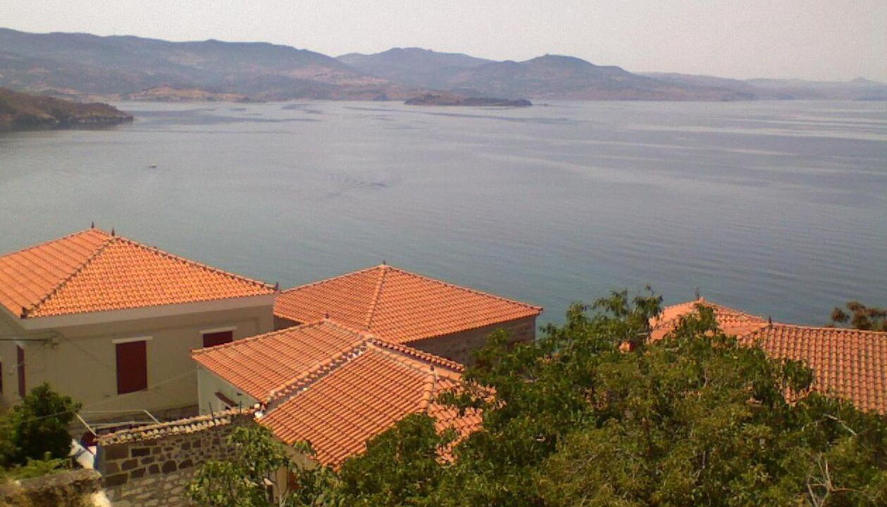 Photo of Patio Balcony in Mithimna